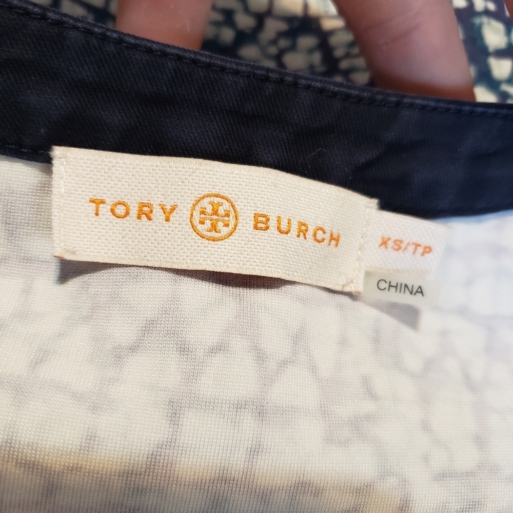 Tory Burch Geometric-Print Zip-Front Ponte Dress. - Picture 7 of 9